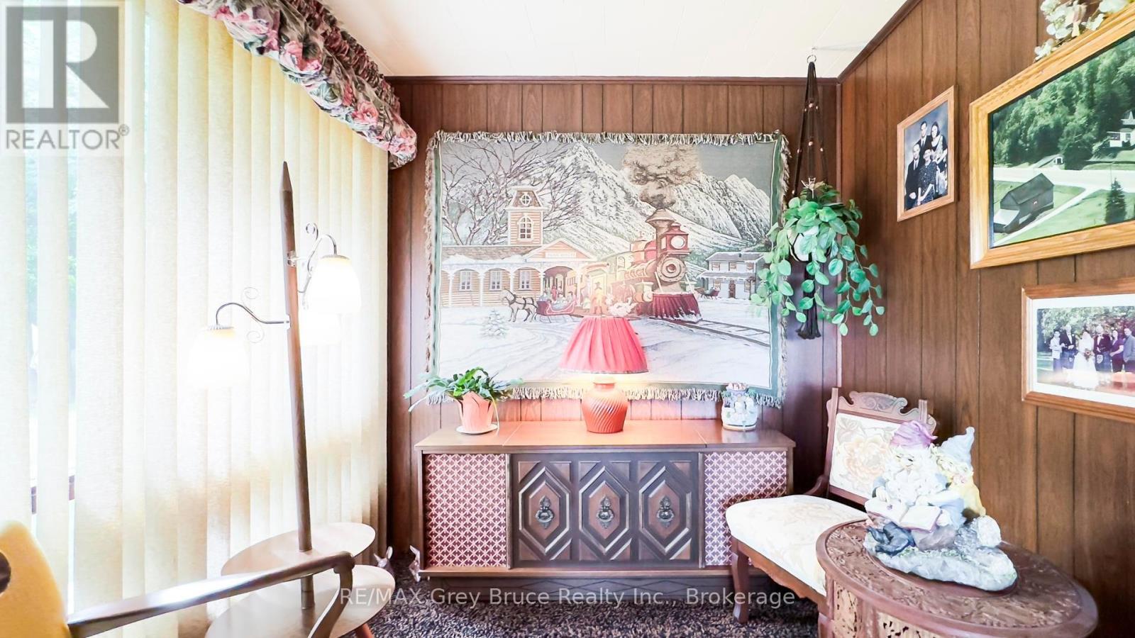 500064 Grey Road 12, West Grey, ON