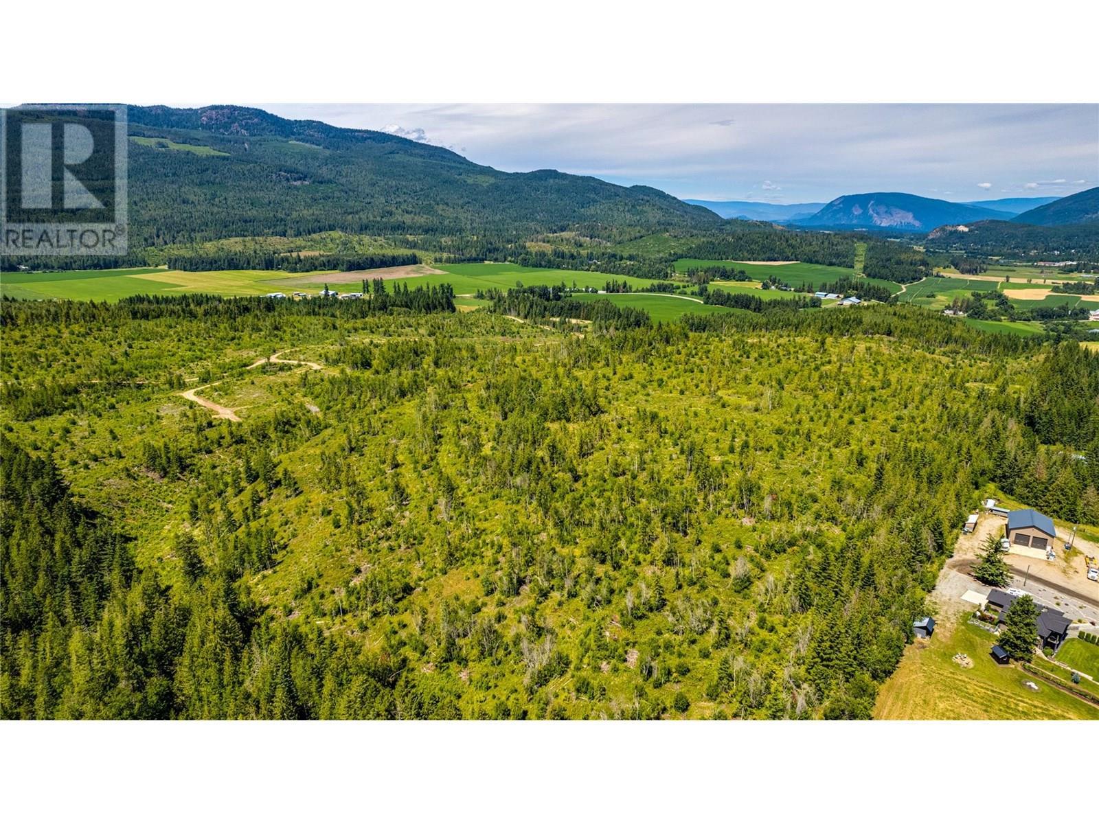 800 Goosen Road, Enderby, BC