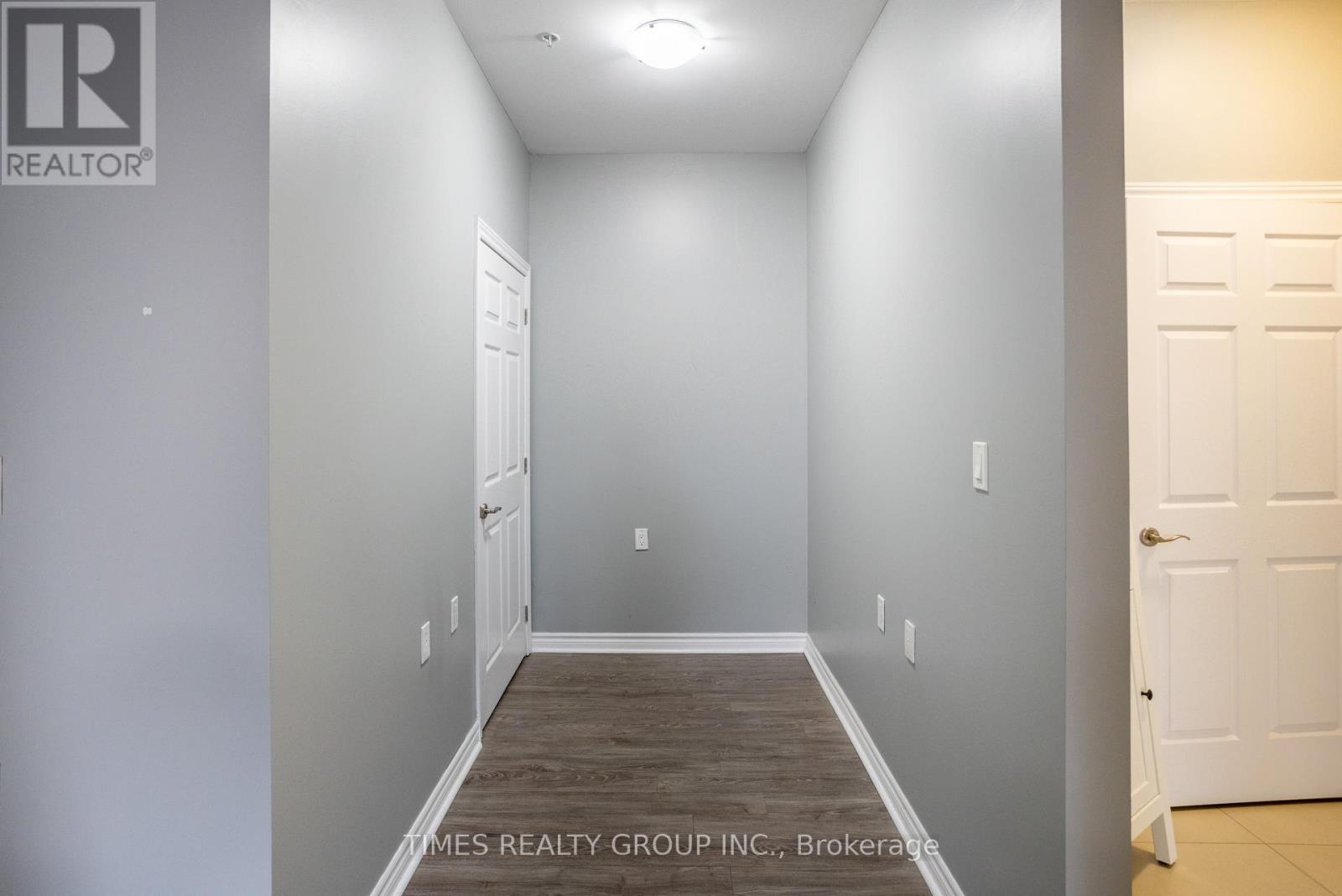 105 - 384 Rogers Street, Peterborough, ON - Indoor Photo Showing Other Room