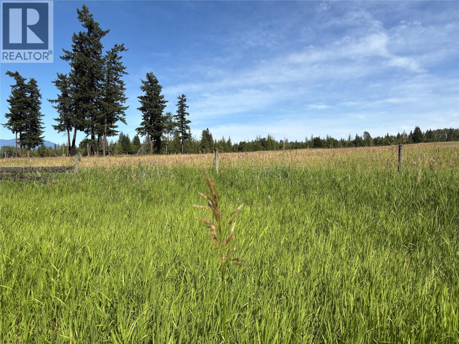 890 Dilworth Road, Sorrento, BC