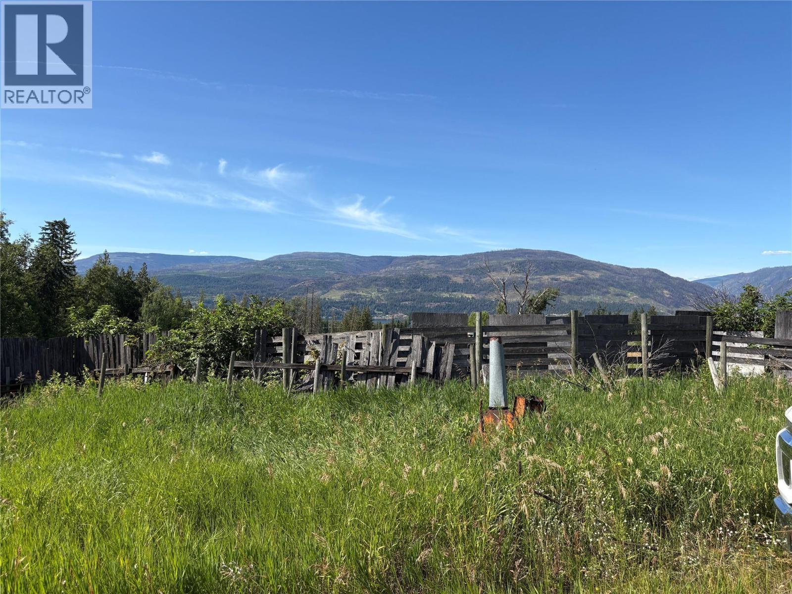 890 Dilworth Road, Sorrento, BC