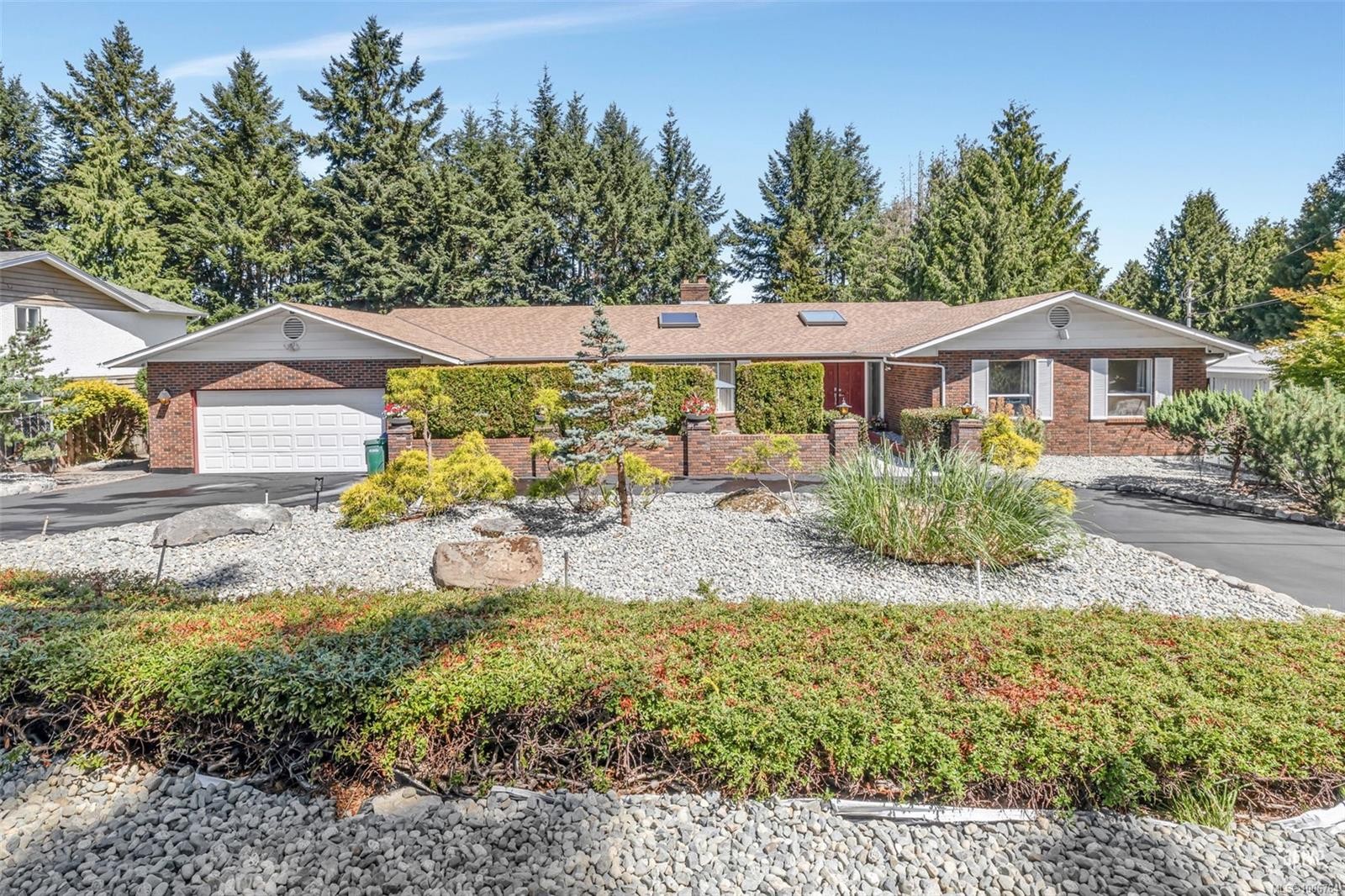 5540 Oceanview Terr, Nanaimo, BC