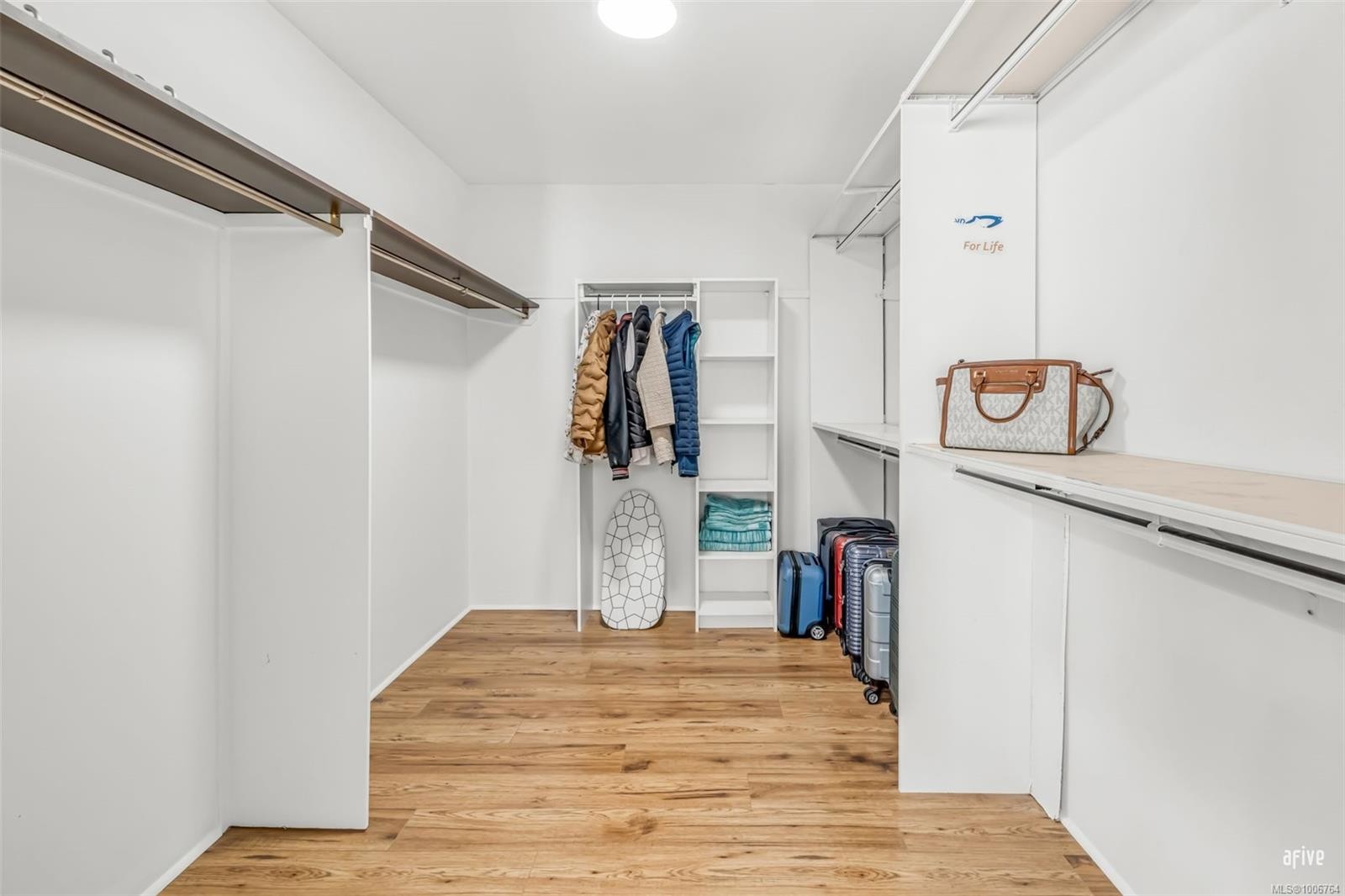 5540 Oceanview Terr, Nanaimo, BC