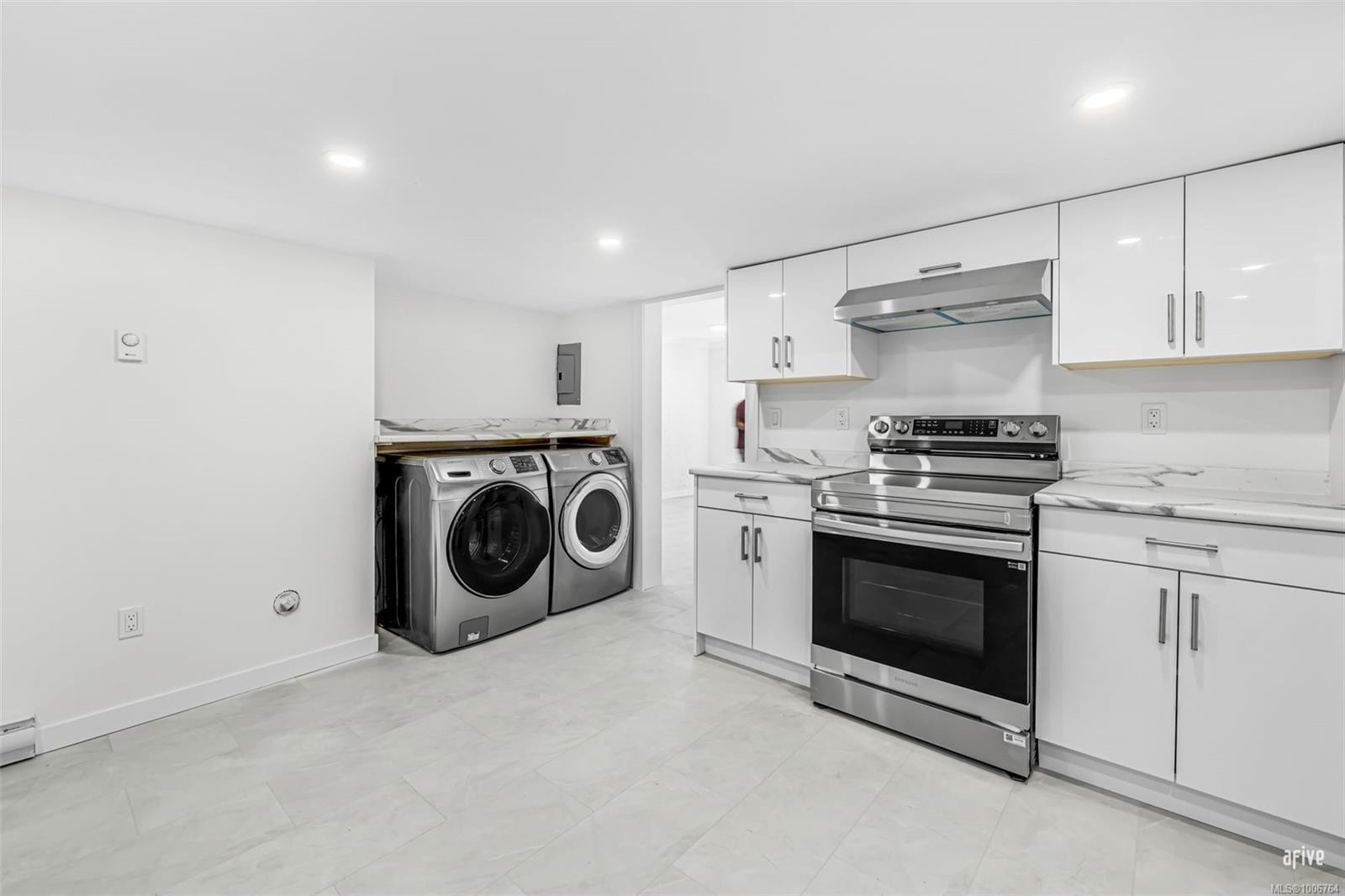 5540 Oceanview Terr, Nanaimo, BC