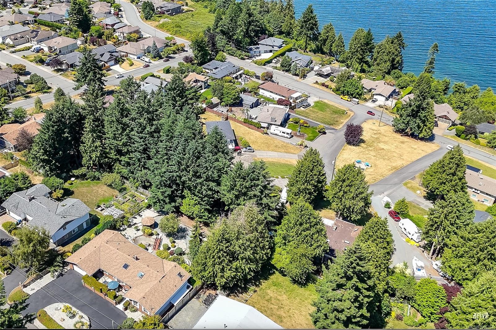 5540 Oceanview Terr, Nanaimo, BC
