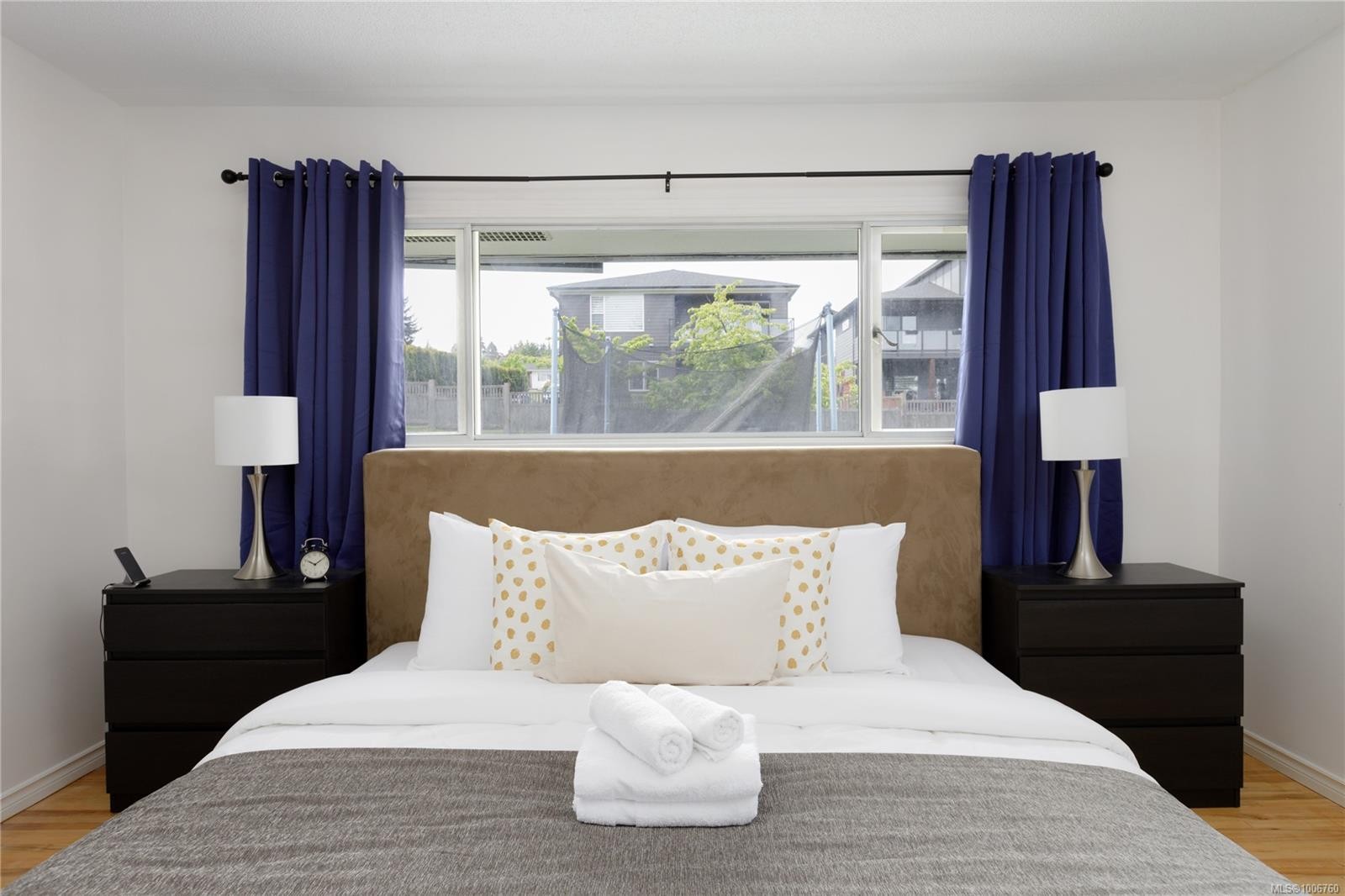 2555 Departure Bay Rd, Nanaimo, BC