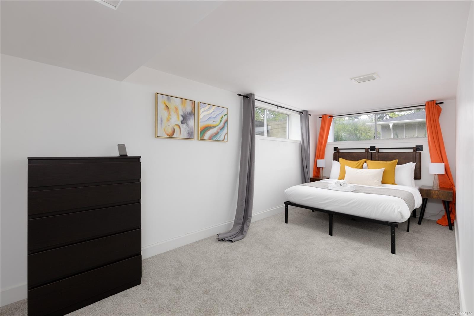 2555 Departure Bay Rd, Nanaimo, BC