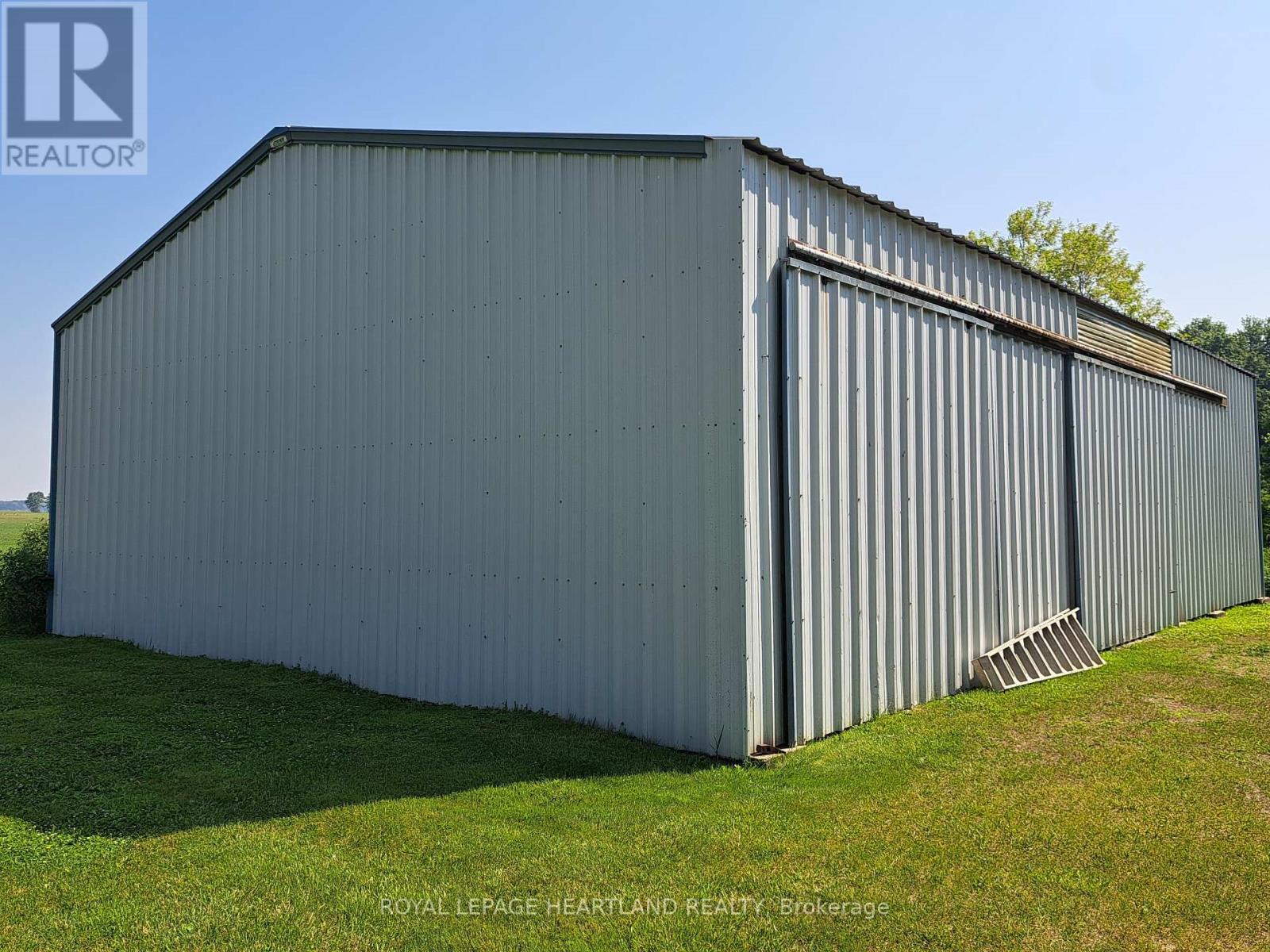 74018 Babylon Line, Bluewater (Zurich), ON