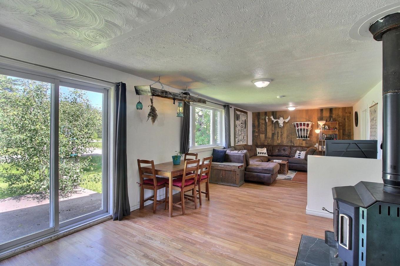 Vue d'ensemble - 103 Rue Guénette, Val-D'Or, QC - Indoor