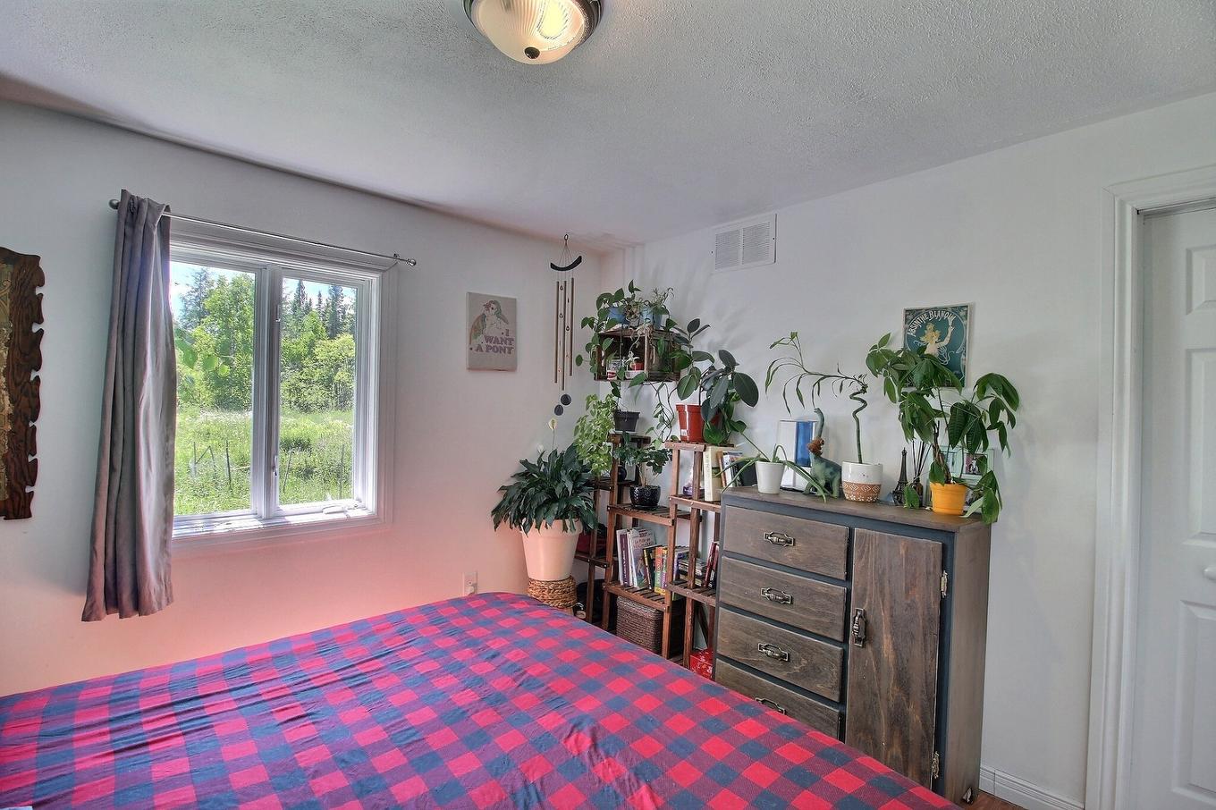 Chambre à coucher principale - 103 Rue Guénette, Val-D'Or, QC - Indoor Photo Showing Bedroom