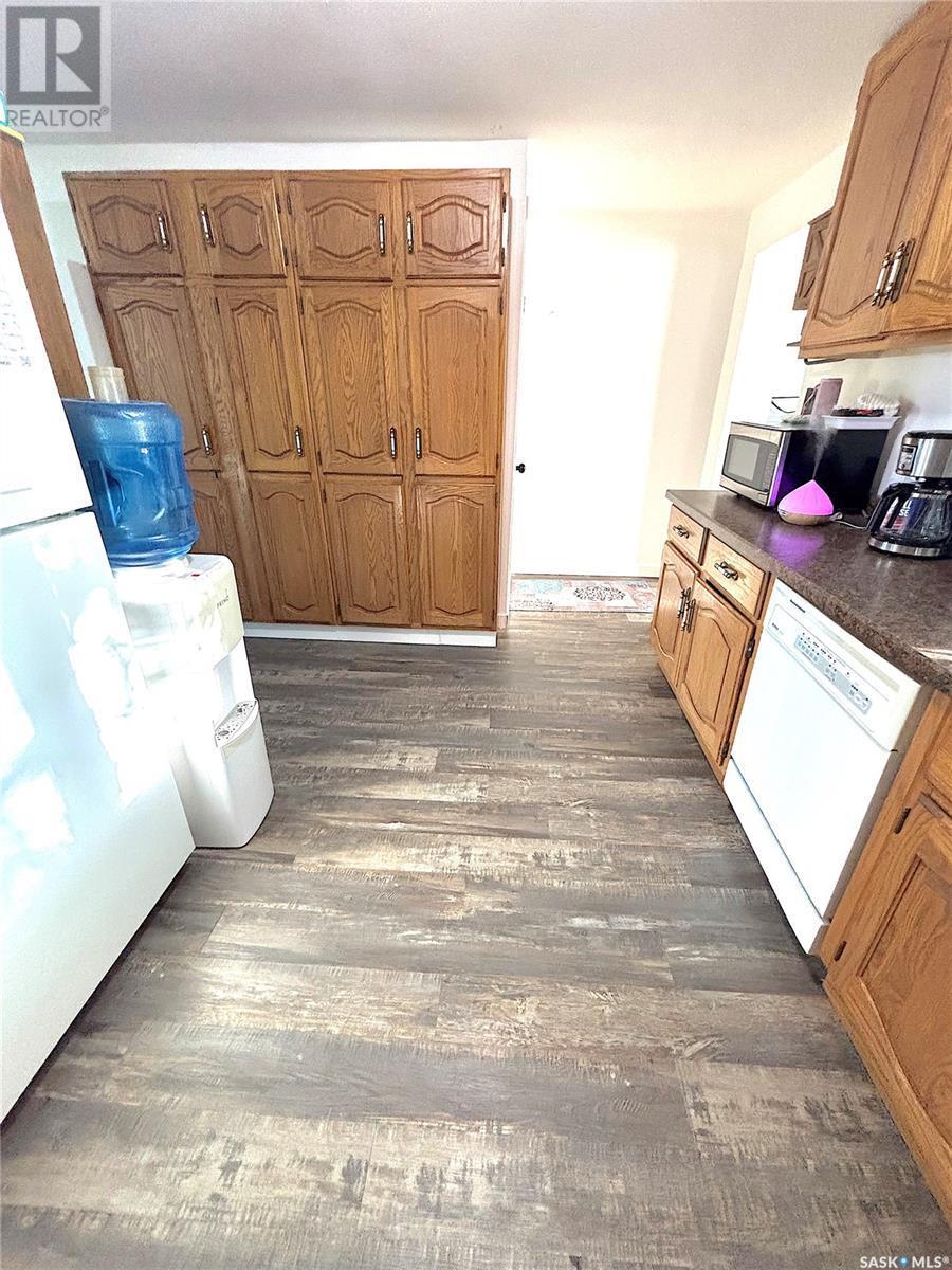 Kreller Acreage, Biggar Rm No. 347, SK - Indoor Photo Showing Kitchen