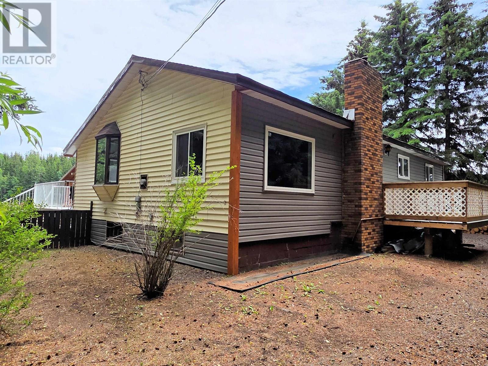 2512 Dominion Avenue, Houston, BC - Outdoor