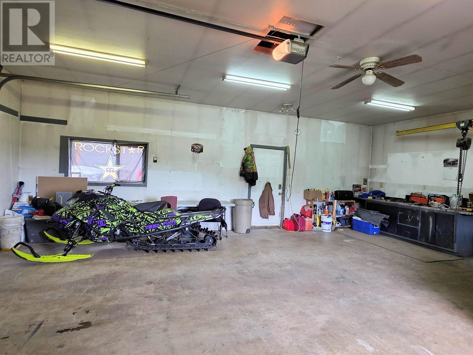 2512 Dominion Avenue, Houston, BC - Indoor Photo Showing Garage