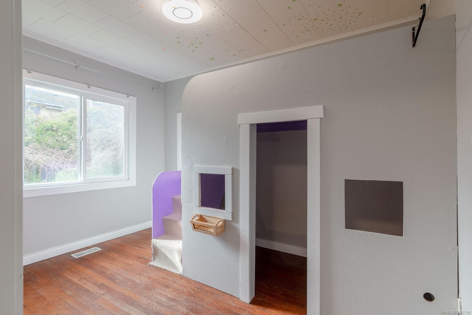 6820 Grant Rd West, Sooke, BC