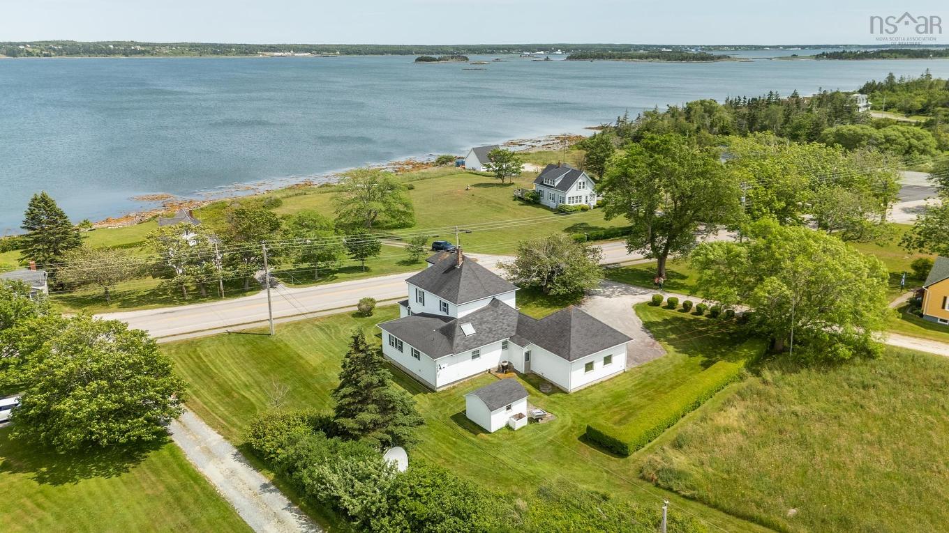 1108 Highway 335, Middle West Pubnico, NS