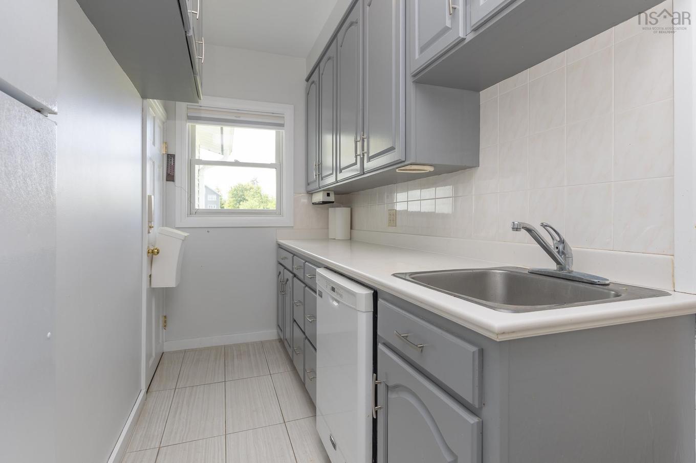 1108 Highway 335, Middle West Pubnico, NS