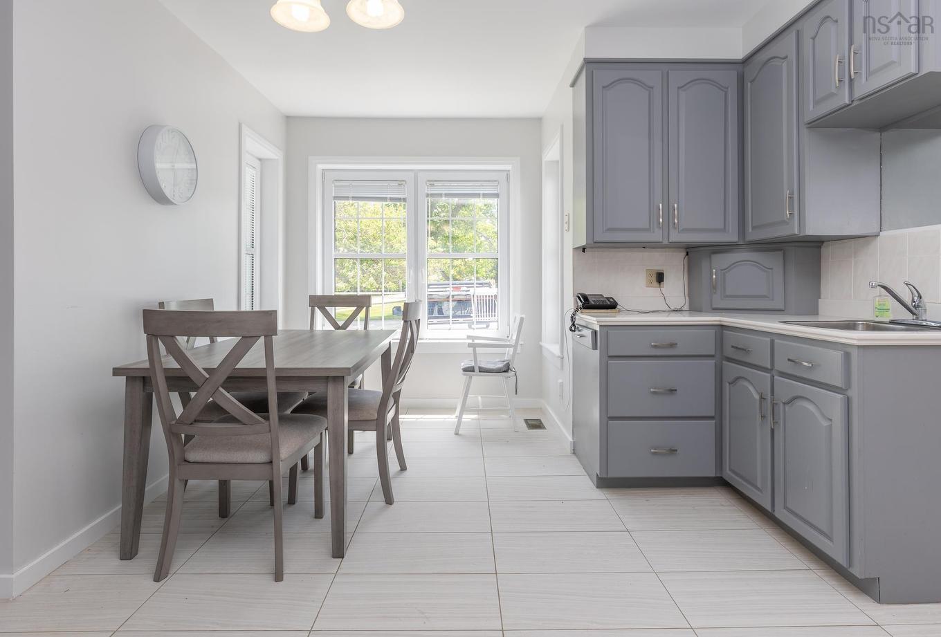 1108 Highway 335, Middle West Pubnico, NS