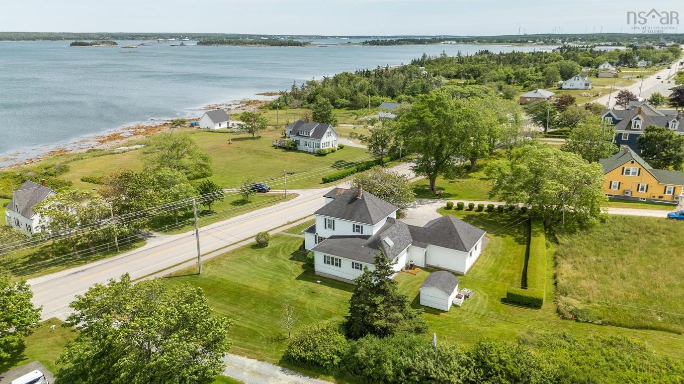 1108 Highway 335, Middle West Pubnico, NS