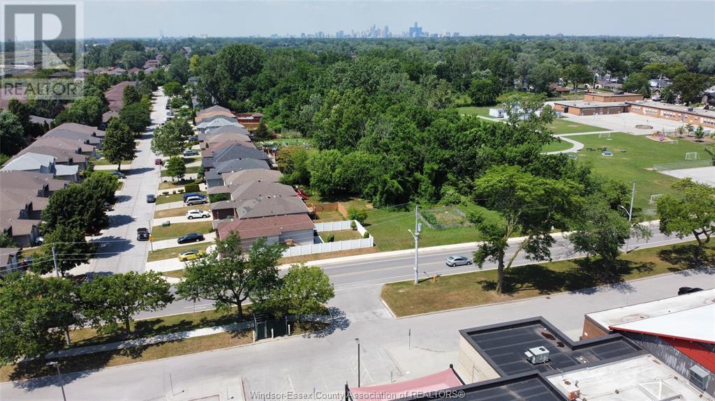 V/L Betts, Windsor, ON