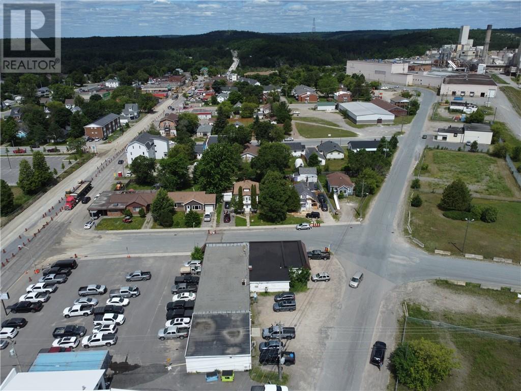 90 Gray, Espanola, ON