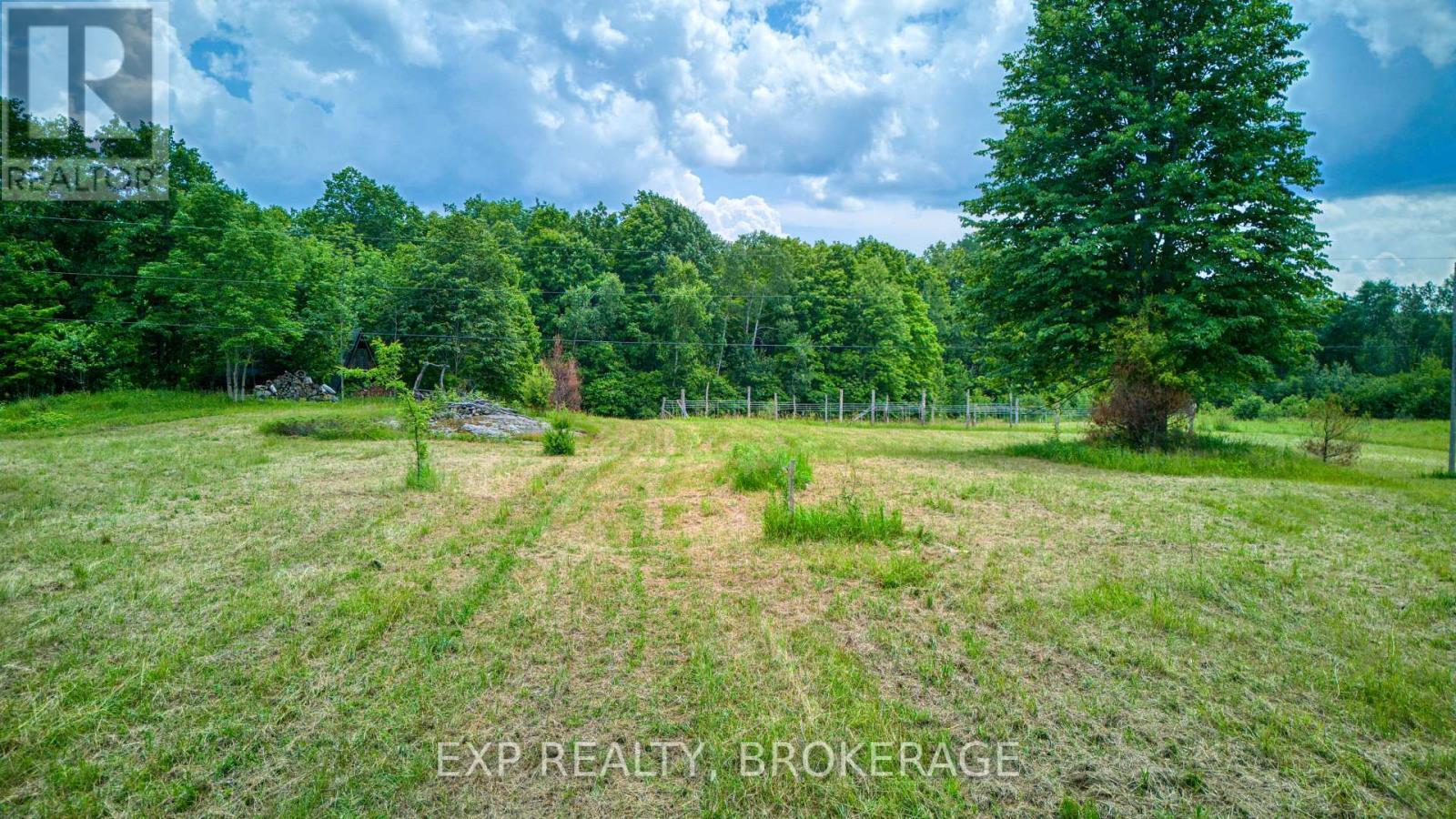 2260 Fifth Lake Road, Frontenac (Frontenac Centre), ON