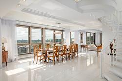 PH-6-4175 Rue Ste-Catherine O. Westmount, QC H3Z 3C9