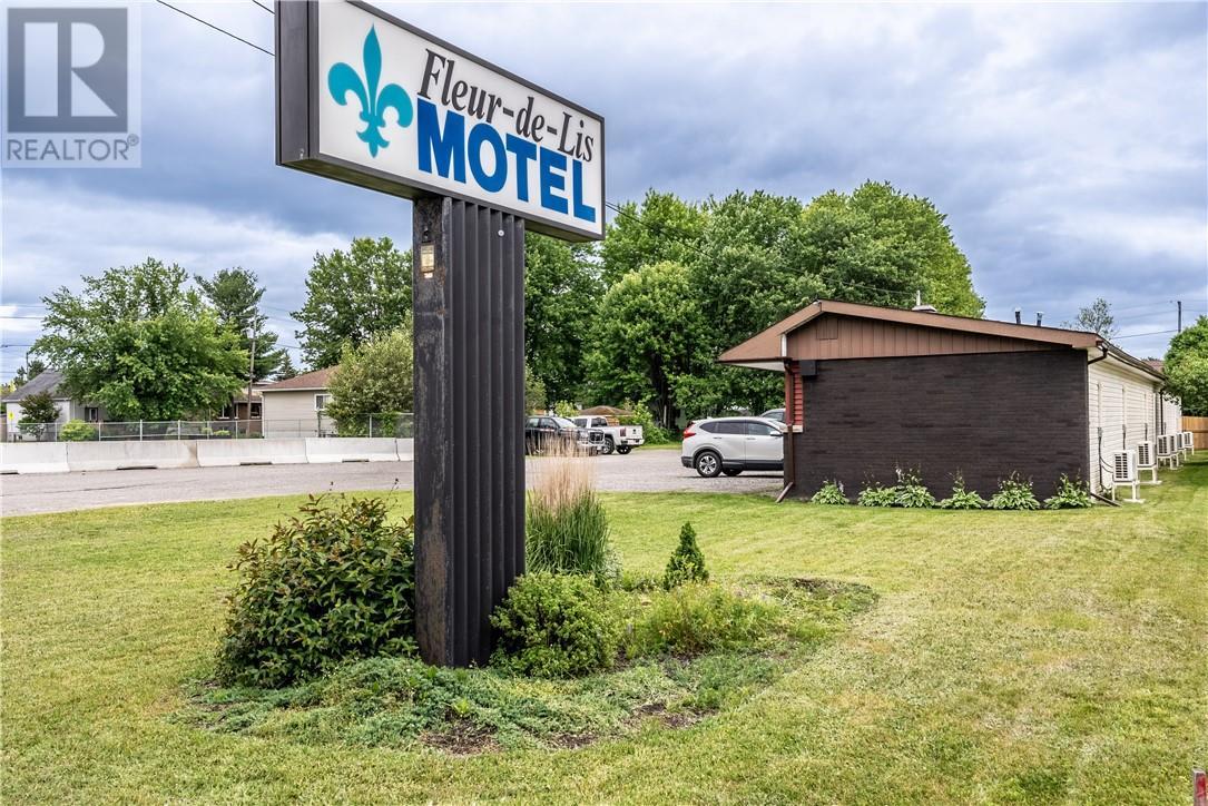 6139 N Highway 69 Highway, Hanmer, ON