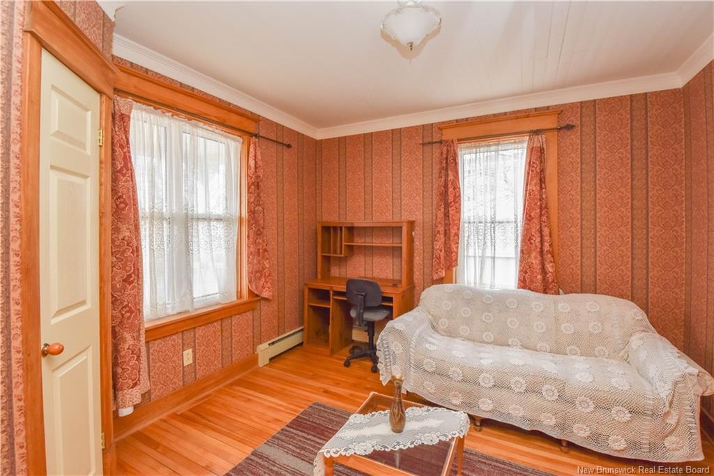 98 Saint-Pierre Ouest Blvd, Caraquet, NB