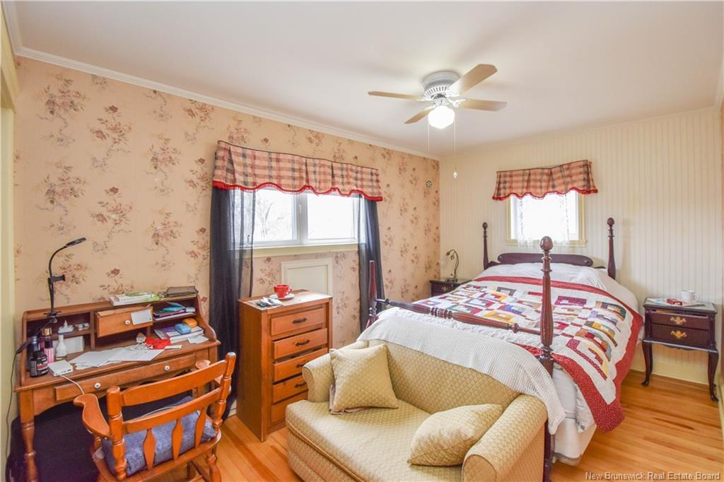 98 Saint-Pierre Ouest Blvd, Caraquet, NB