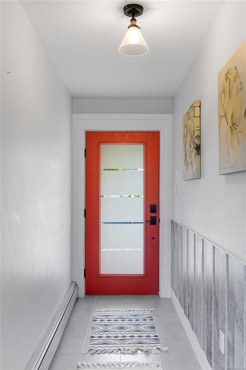 6712 Island Hwy West, Bowser, BC