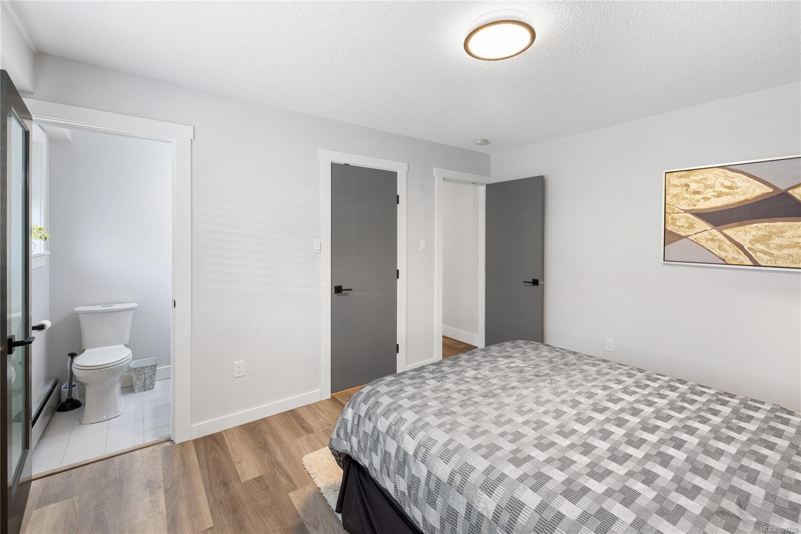 6712 Island Hwy West, Bowser, BC