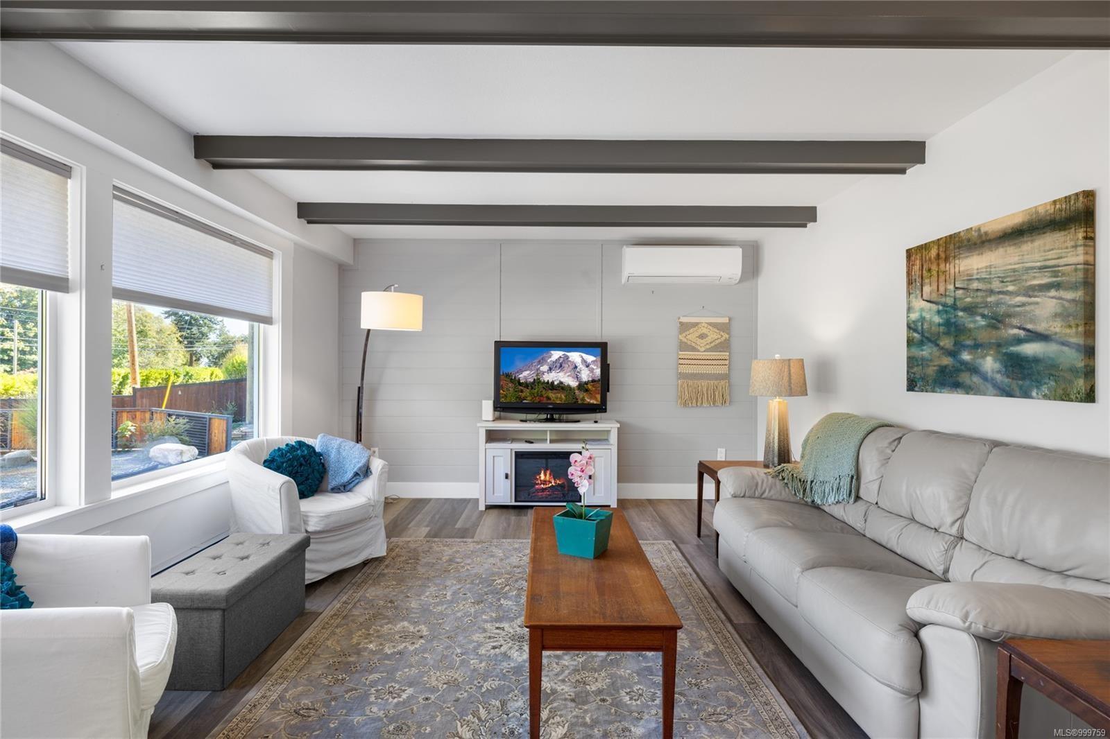 6712 Island Hwy West, Bowser, BC