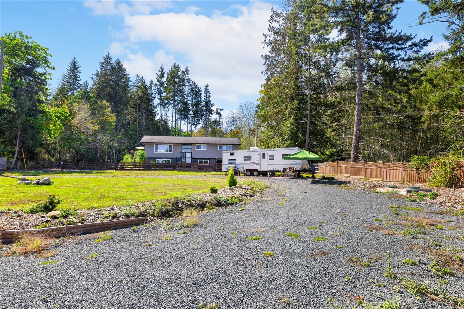 6712 Island Hwy West, Bowser, BC