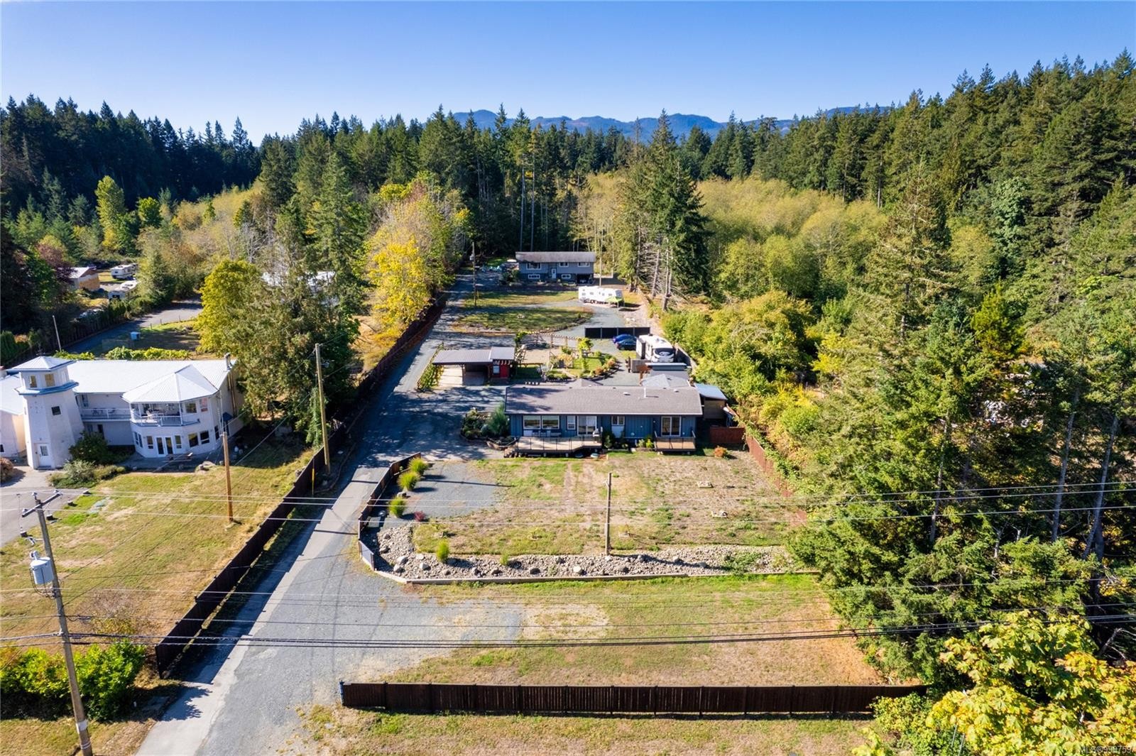 6712 Island Hwy West, Bowser, BC