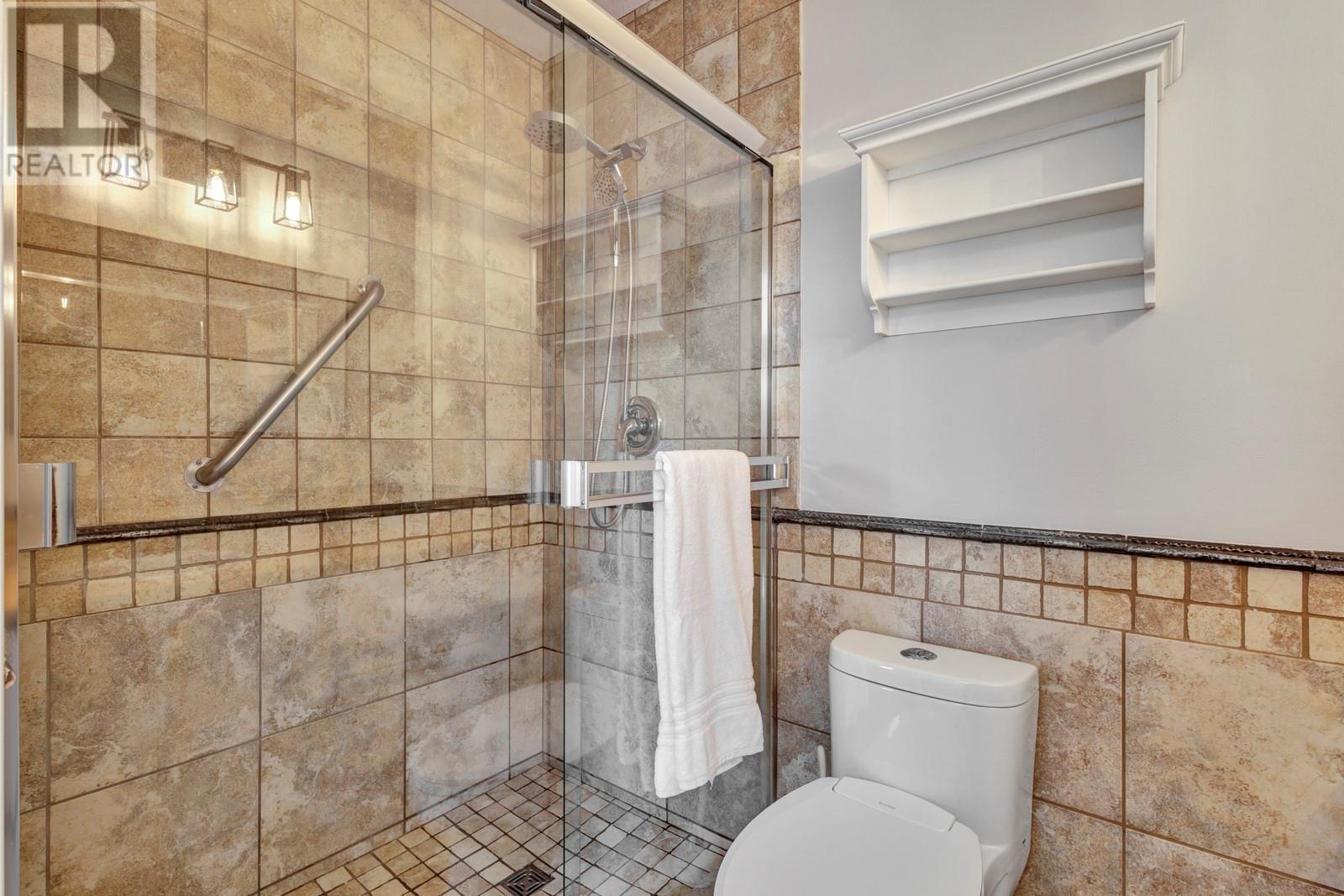 2210 Louie Drive Unit# 6, Westbank, BC - Indoor Photo Showing Bathroom