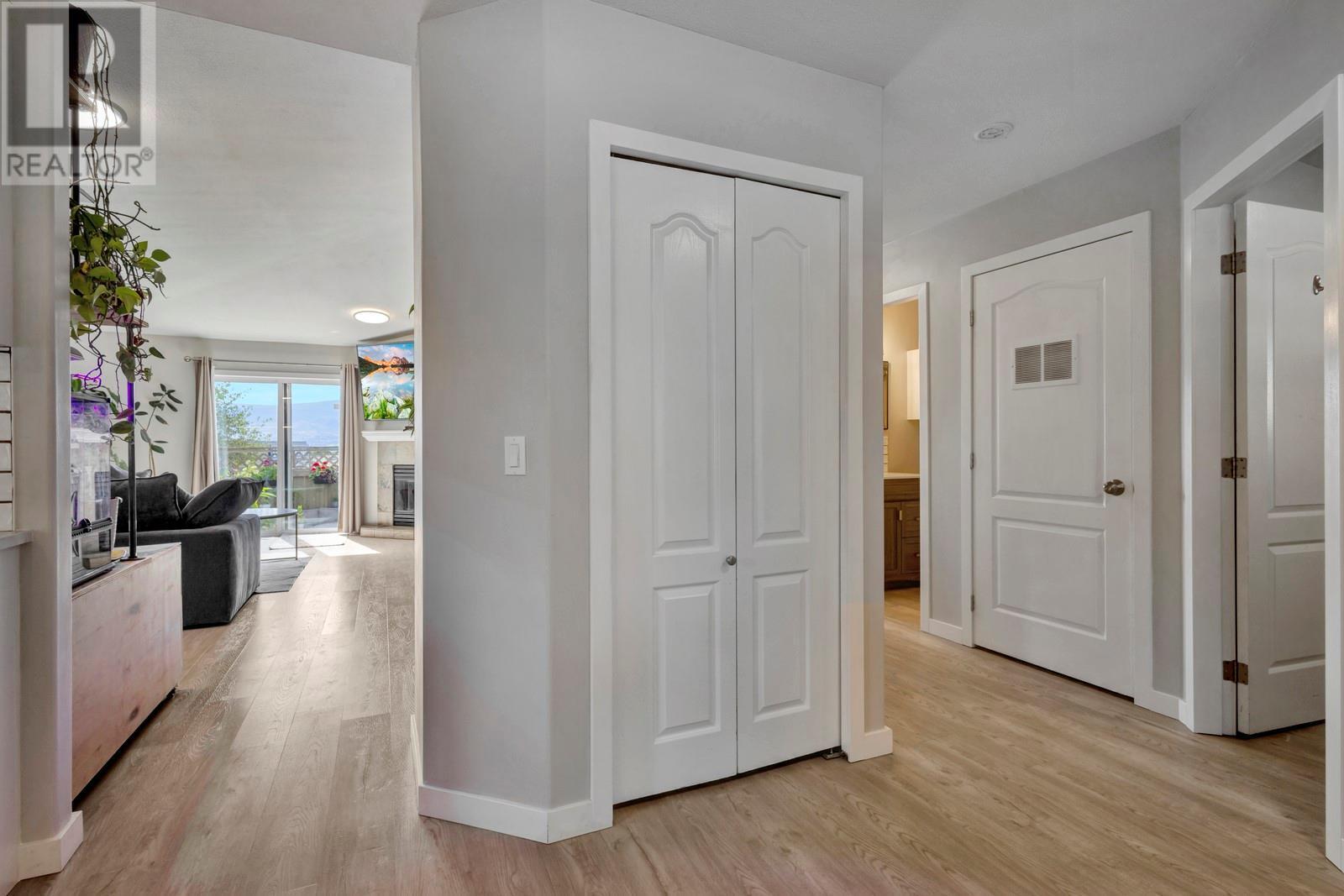 2210 Louie Drive Unit# 6, Westbank, BC - Indoor Photo Showing Other Room