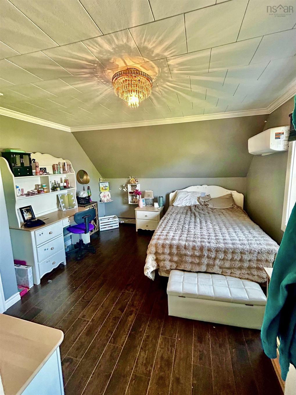 1268 Highway 335, Middle West Pubnico, NS