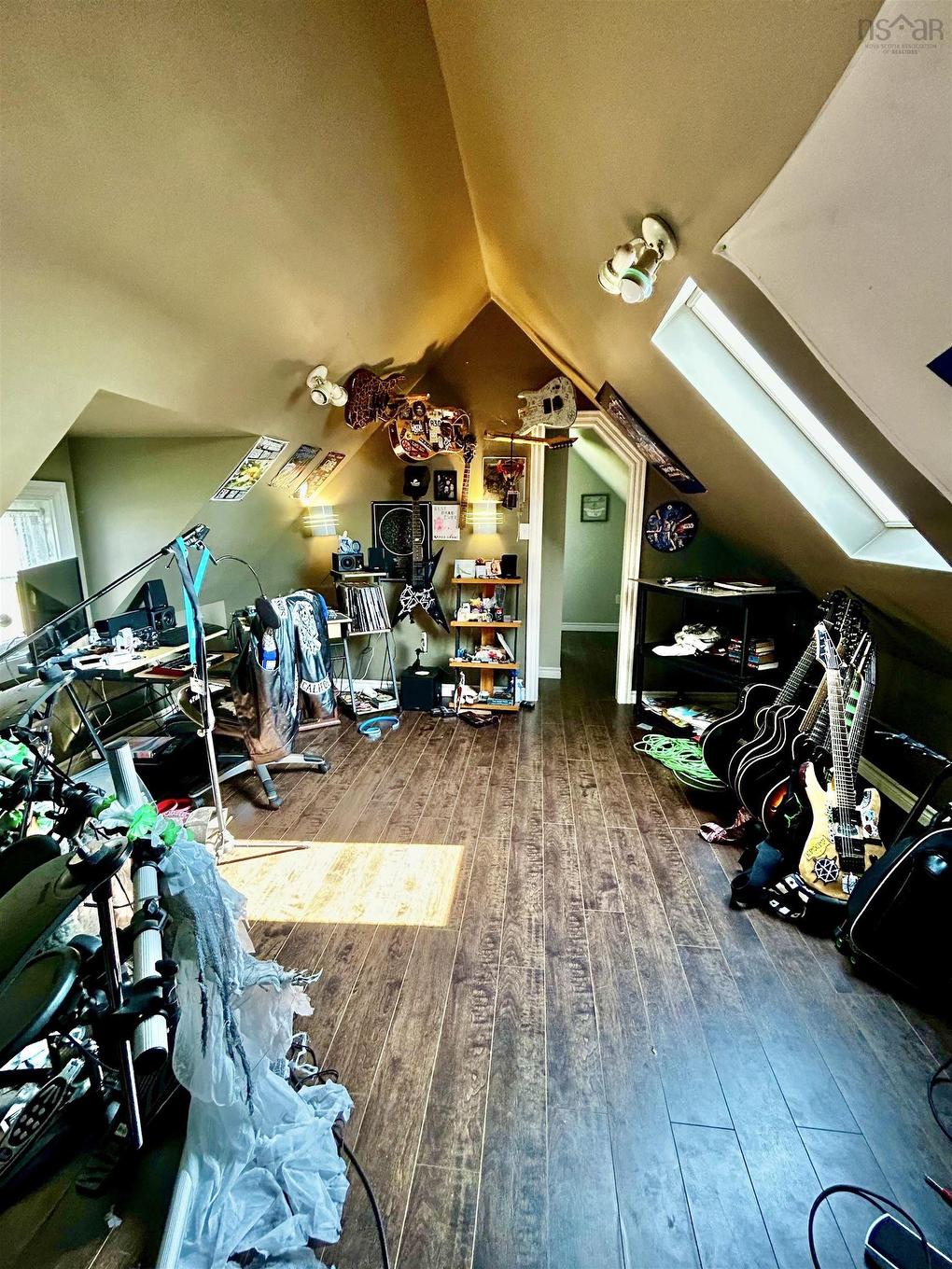 1268 Highway 335, Middle West Pubnico, NS