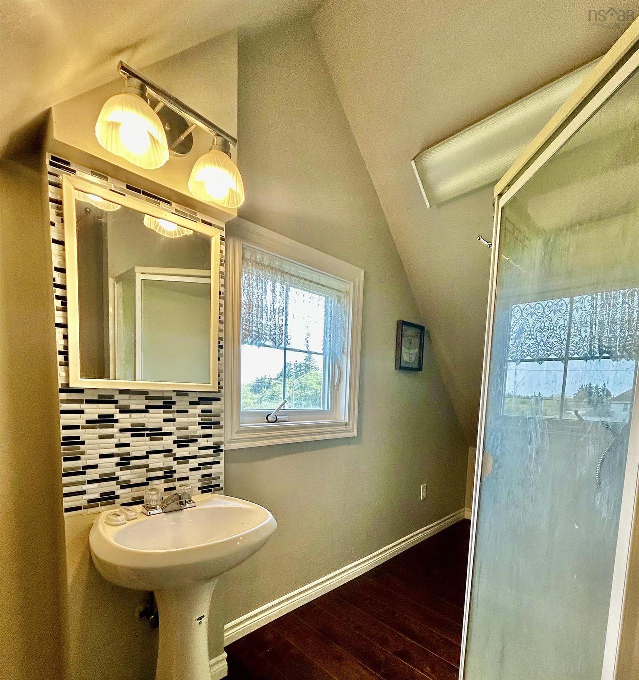 1268 Highway 335, Middle West Pubnico, NS