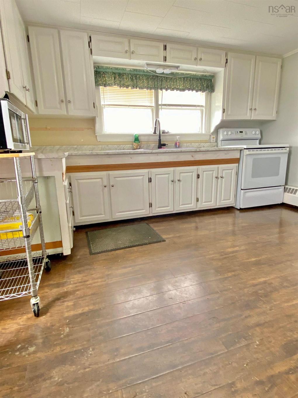 42 Abbotts Harbour Road, Middle West Pubnico, NS