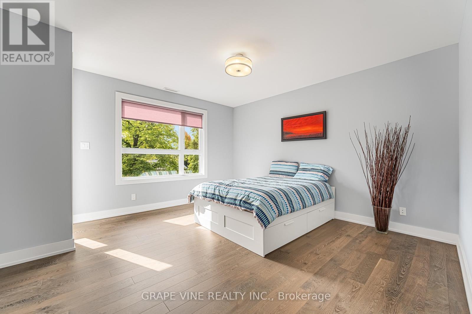 315 Crestview Road, Ottawa, ON - Indoor Photo Showing Bedroom