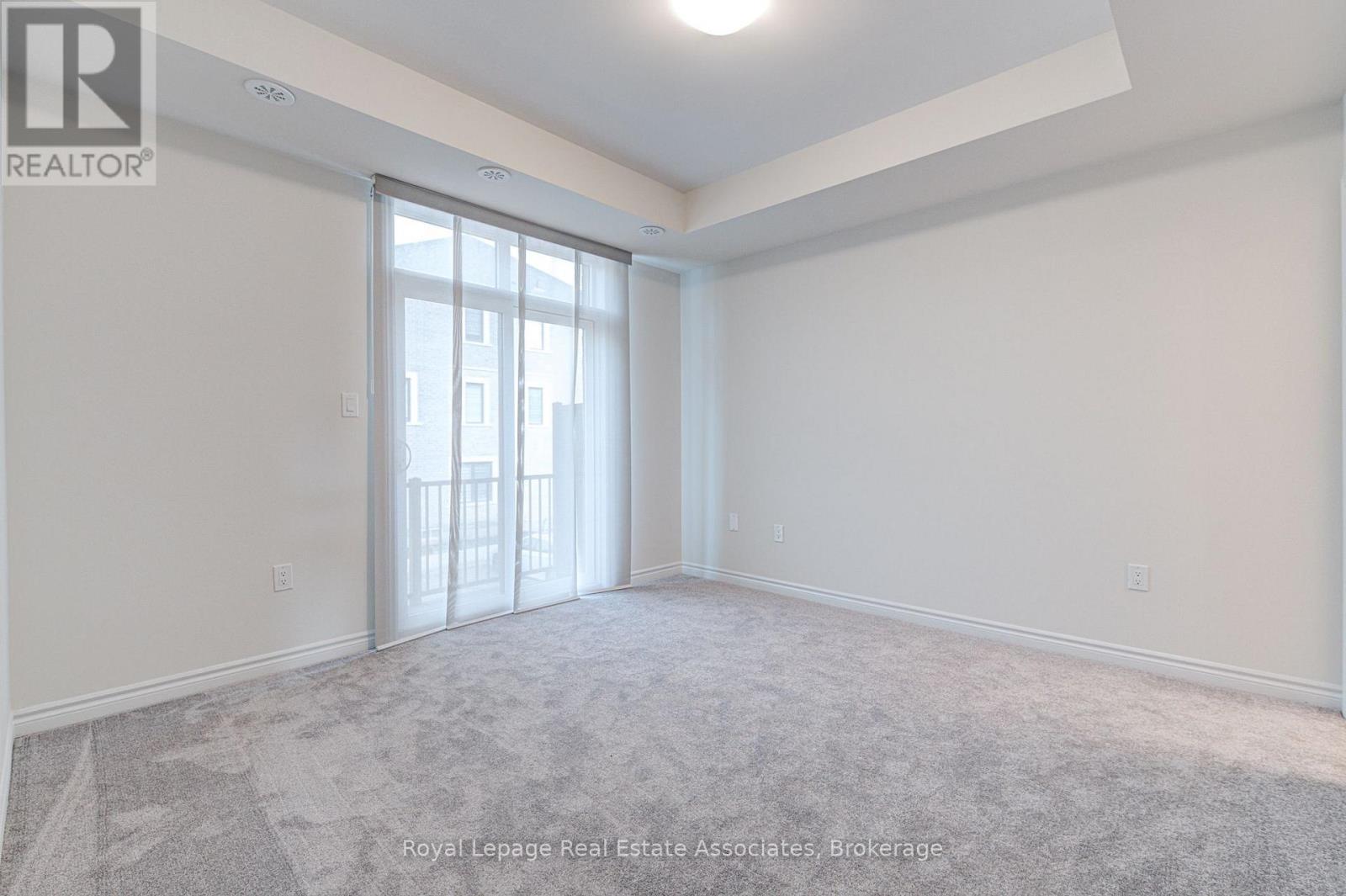 53 - 383 Dundas Street E, Hamilton, ON - Indoor Photo Showing Other Room