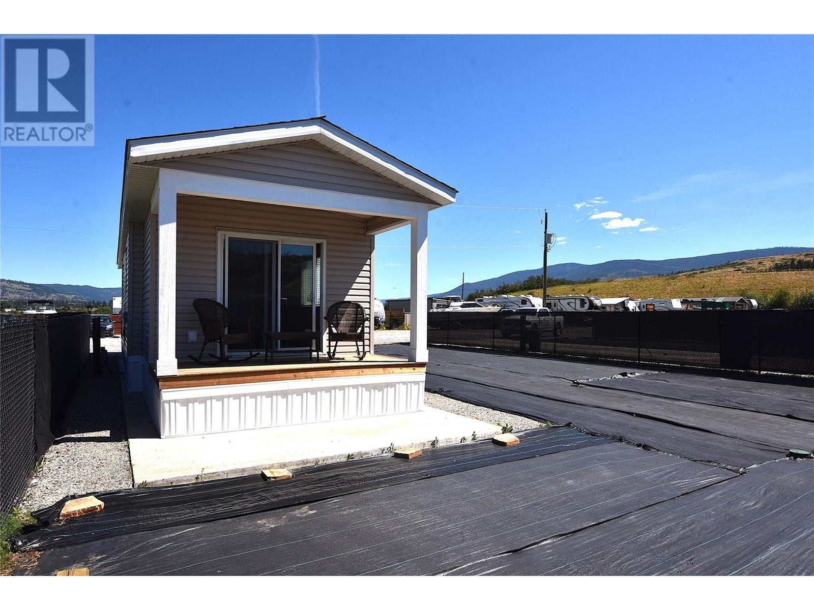 6 x 12 Covered deck - 57 Antoine Road Unit# 9, Vernon, BC