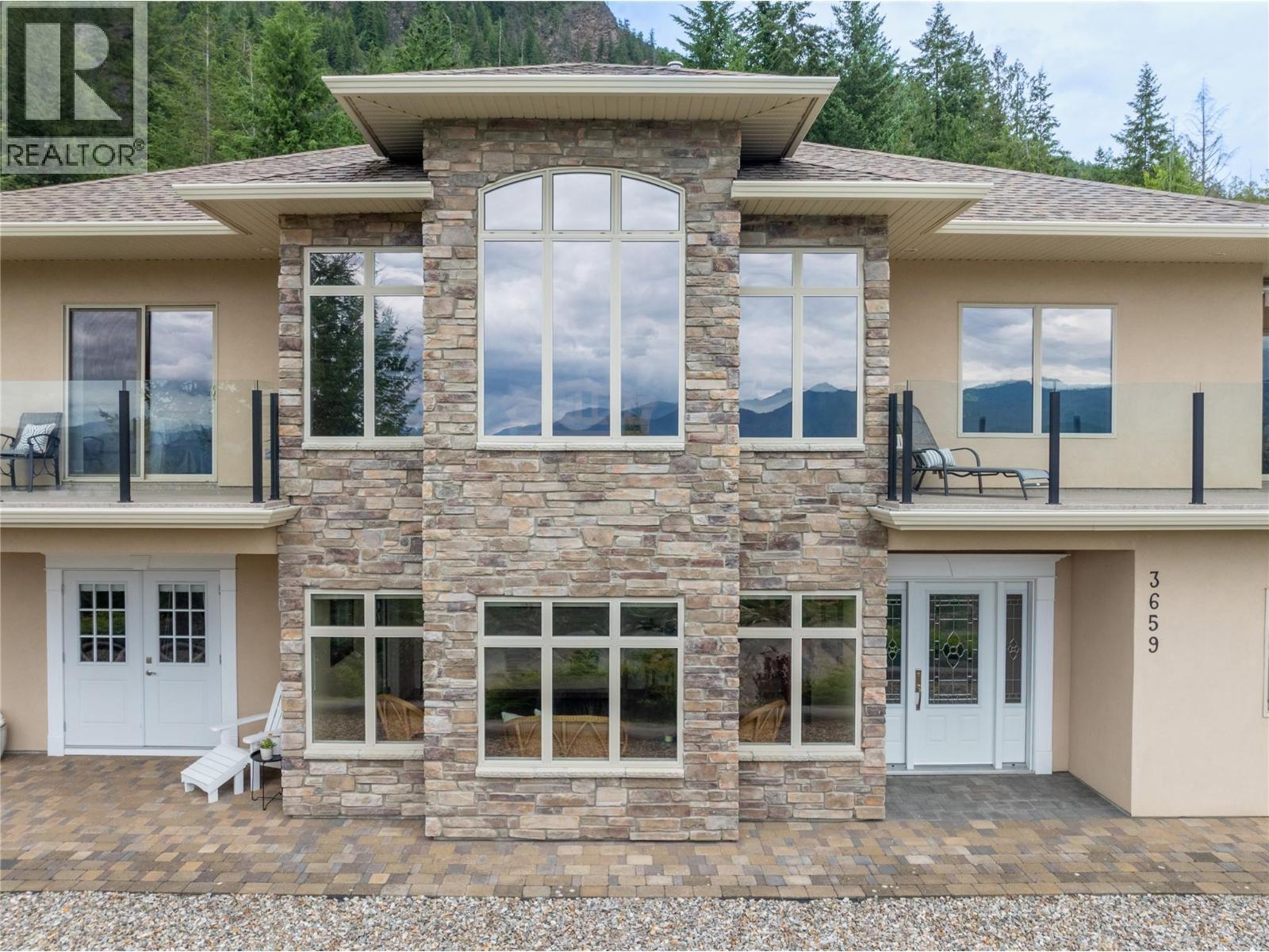 3659 Mcbride Road, Blind Bay, BC - Outdoor With Facade
