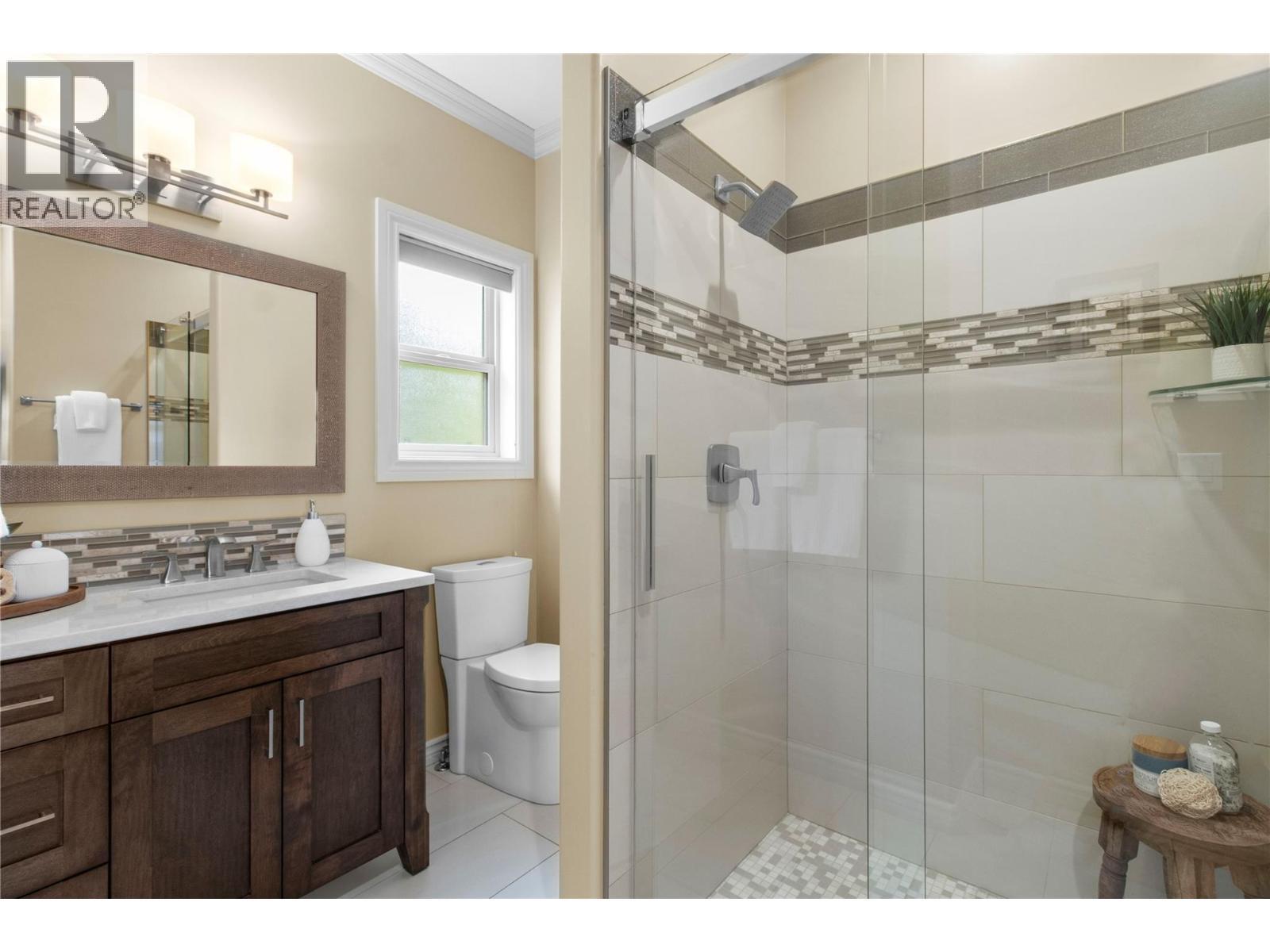 3659 Mcbride Road, Blind Bay, BC - Indoor Photo Showing Bathroom