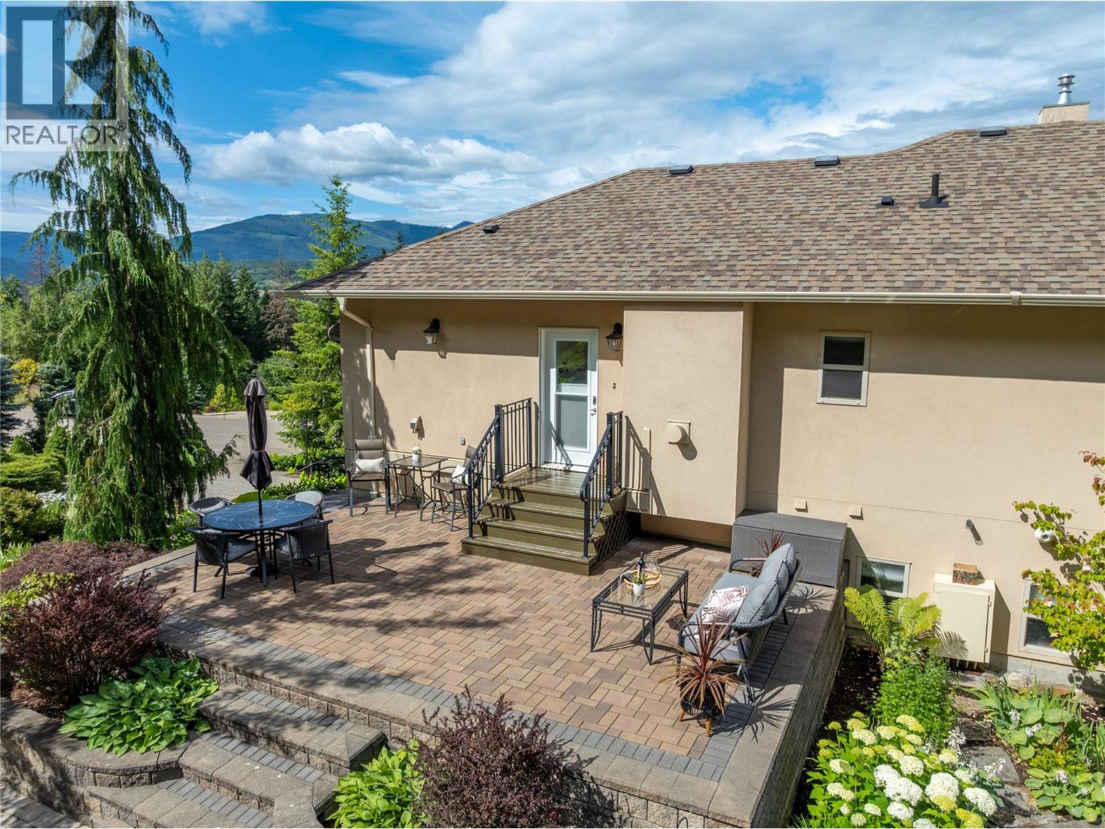 3659 Mcbride Road, Blind Bay, BC - Outdoor