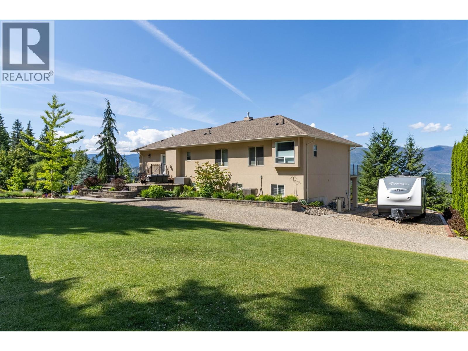 3659 Mcbride Road, Blind Bay, BC - Outdoor