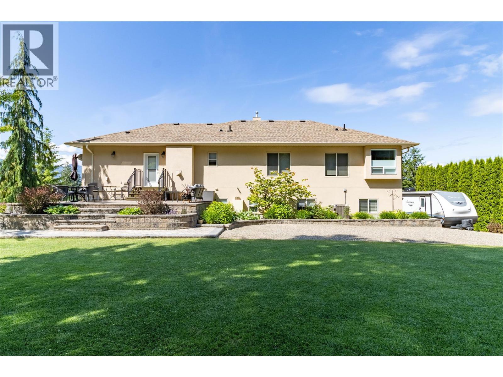 3659 Mcbride Road, Blind Bay, BC - Outdoor