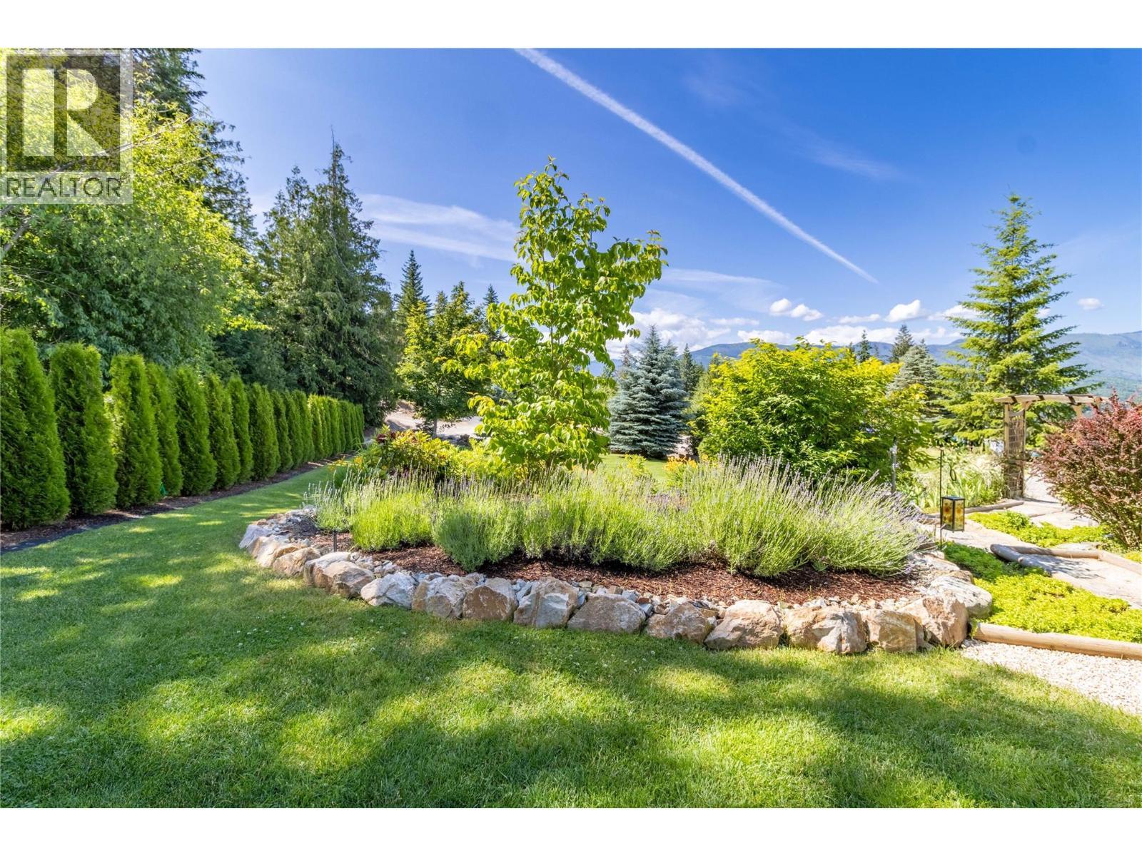 3659 Mcbride Road, Blind Bay, BC - Outdoor