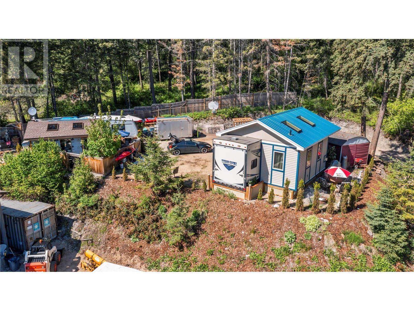 645 Badger Road, Tappen, BC
